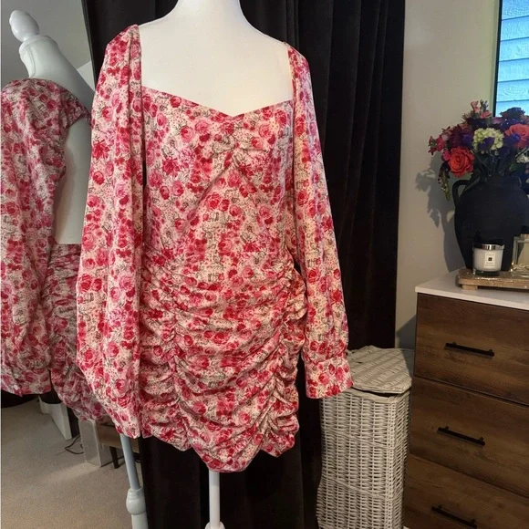 Coquette Pink Floral Backless Dress - Picture 8 of 8